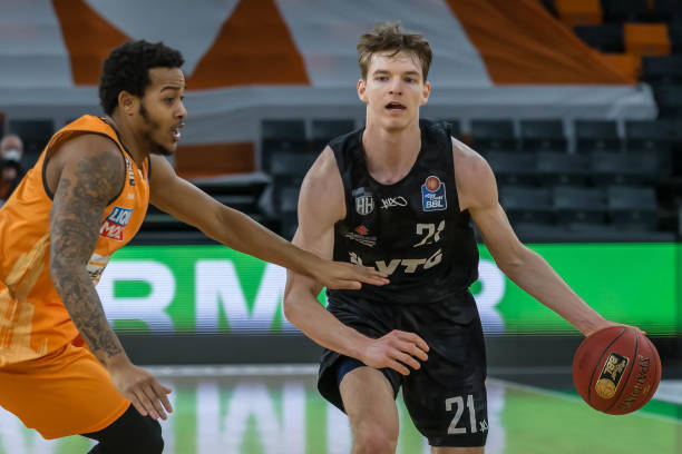 球队在NB 球队在NB